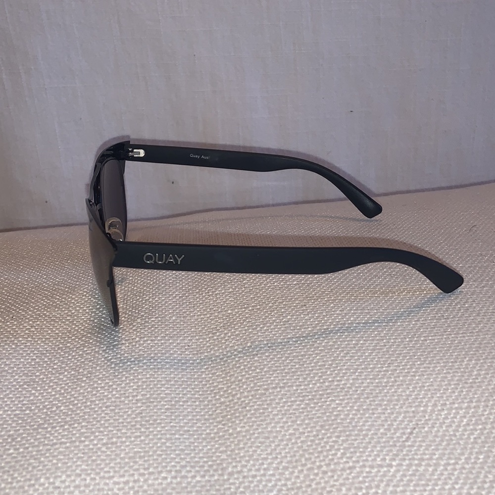 Quay Australia Sunglasses - Picture 4 of 15